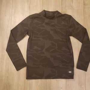 BOYS LAYER 8 PERFORMANCE BASE LAYER SHIRT - YOUTH L